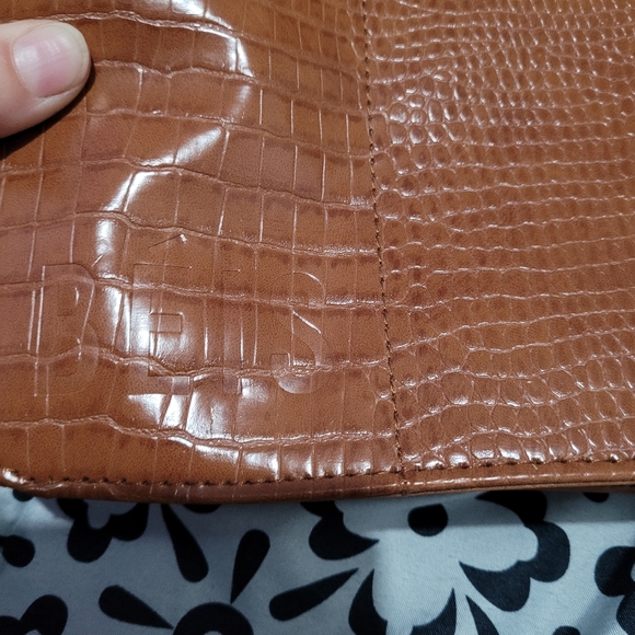 Béis crocodile vegan leather bag - Picture 4 of 6